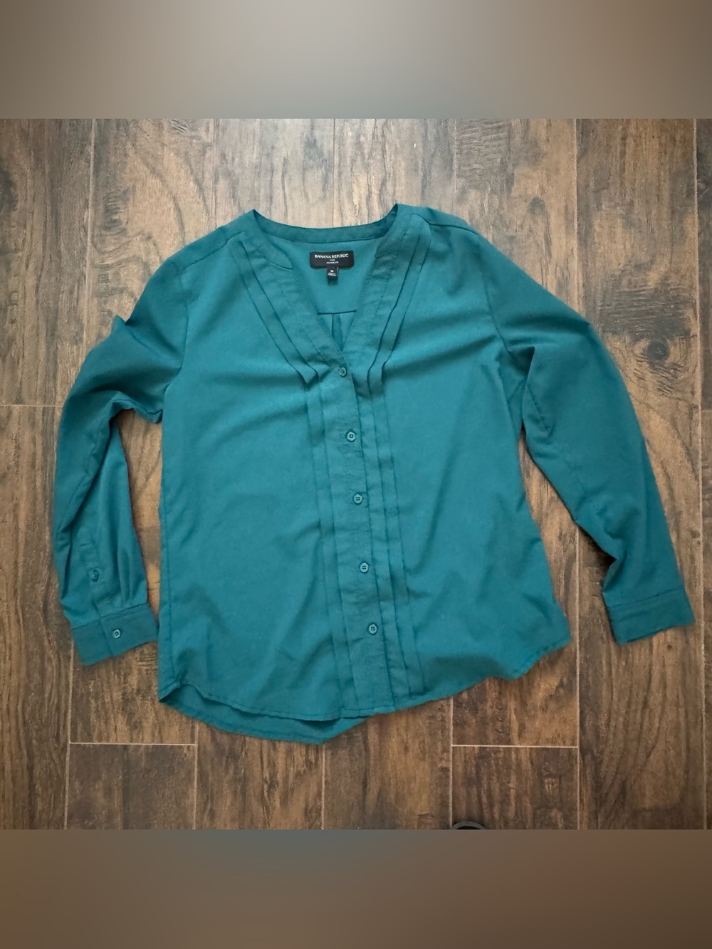 Banana Republic Medium Teal Blue V Neck Long Sleeve Blouse